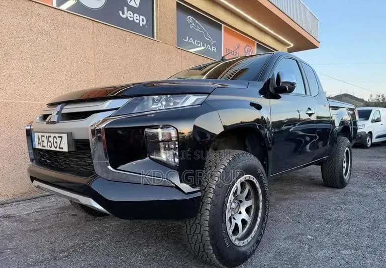 Mitsubishi L200 2020 Noir
