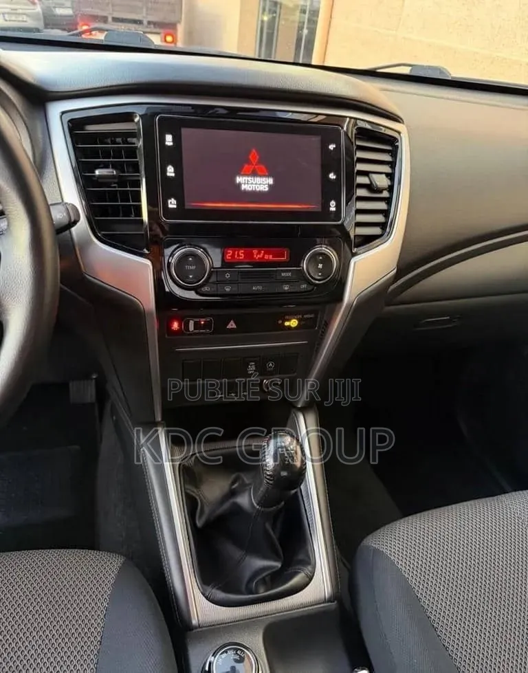 Mitsubishi L200 2020 Noir