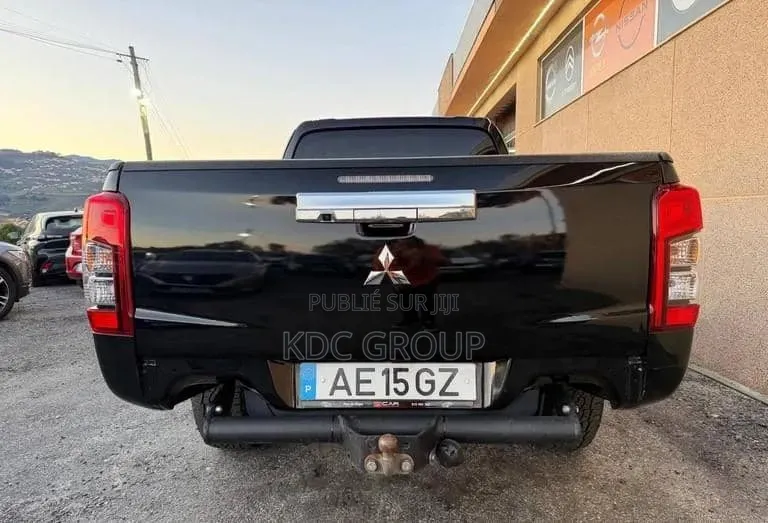 Mitsubishi L200 2020 Noir