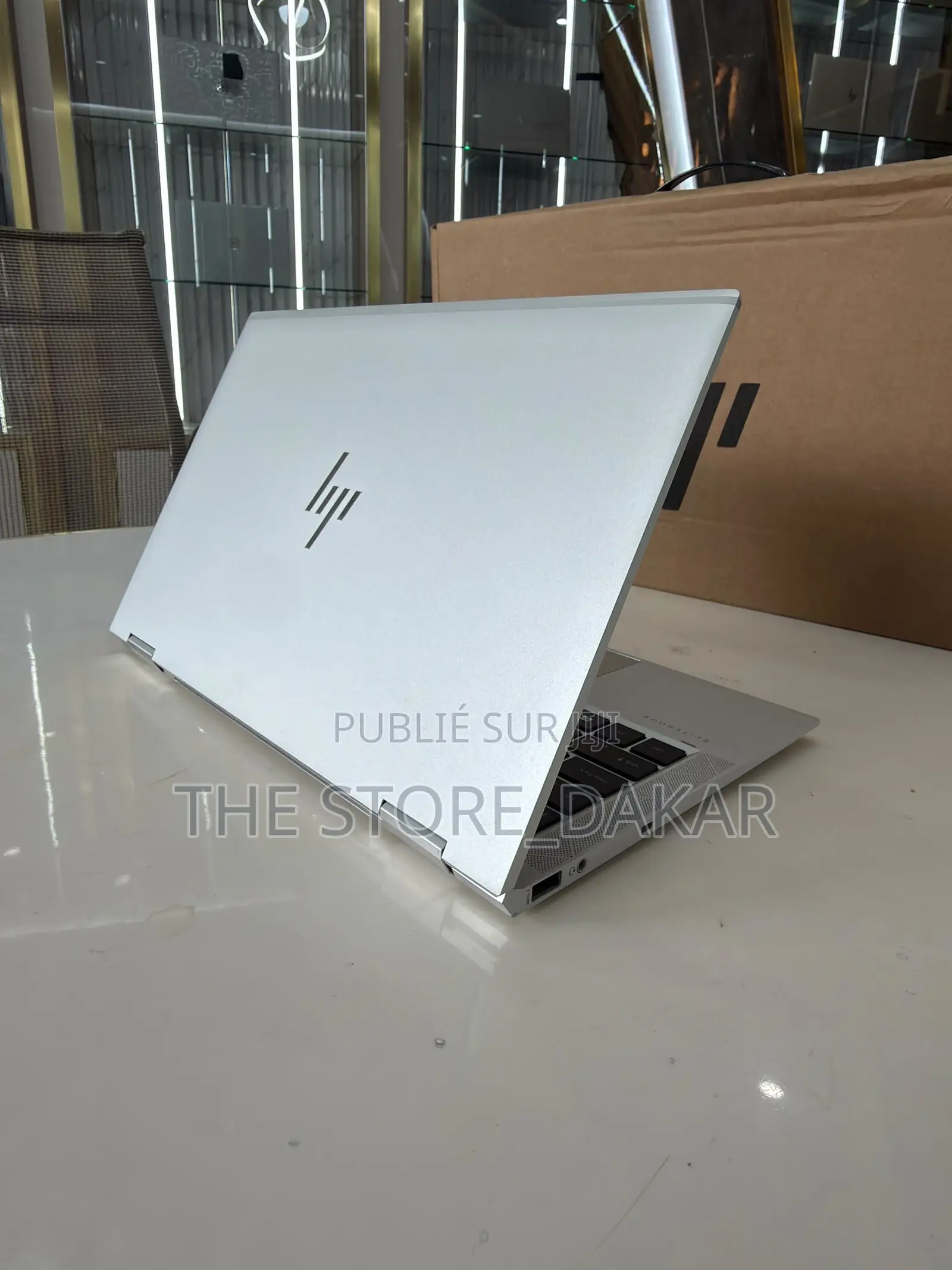 Nouveau HP EliteBook x360 1040 G7 16GB Intel Core i5 SSD 512GB