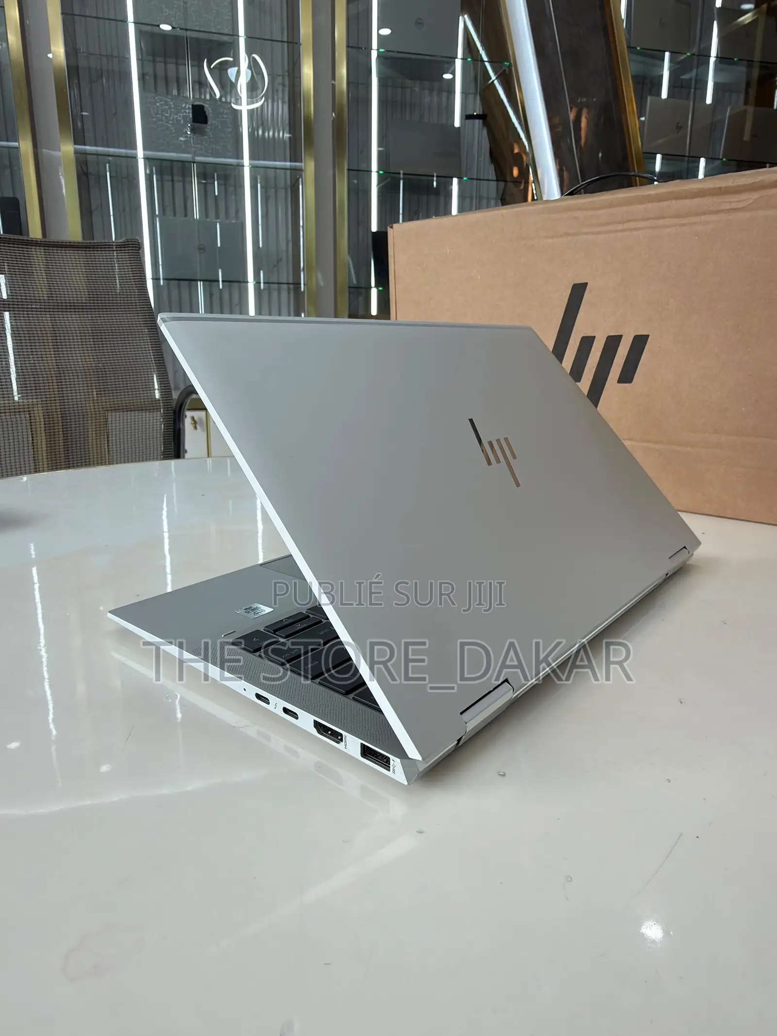 Nouveau HP EliteBook x360 1040 G7 16GB Intel Core i5 SSD 512GB