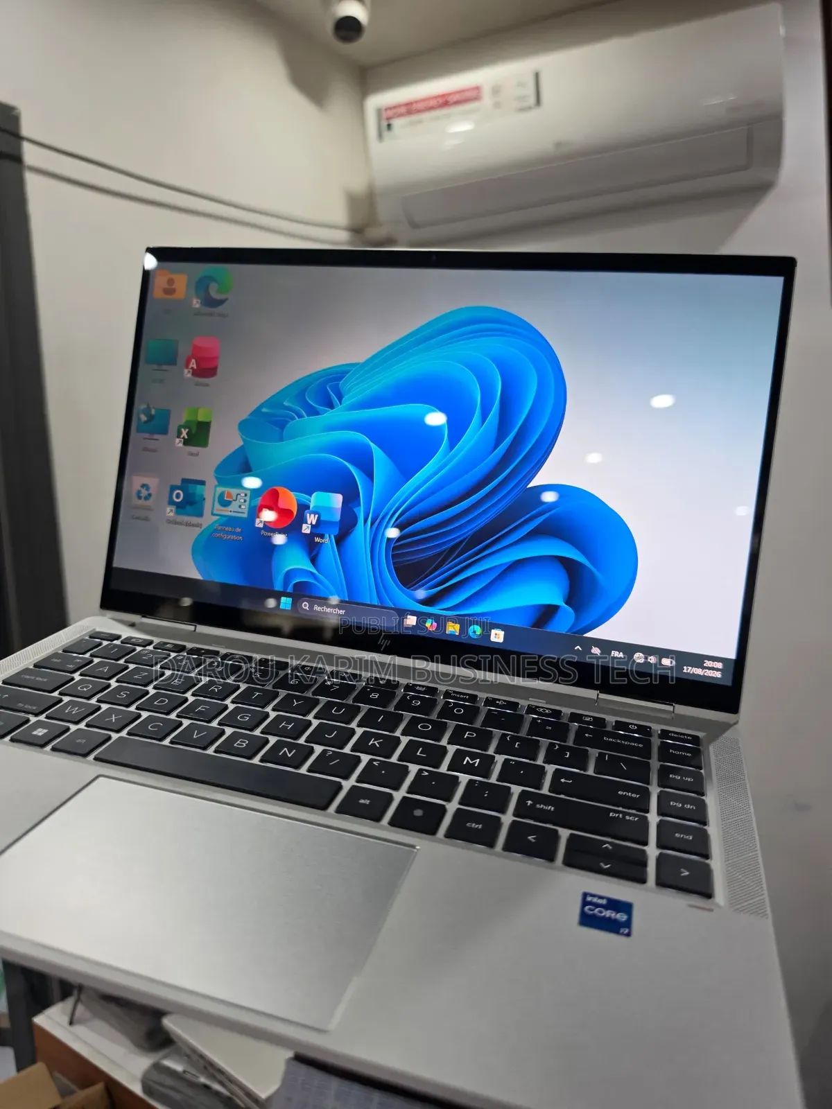 Nouveau HP EliteBook 1040 G8 16GB Intel Core i7 SSD 1T