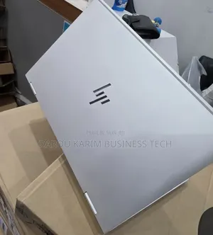 Nouveau HP EliteBook 1040 G8 16GB Intel Core i7 SSD 1T