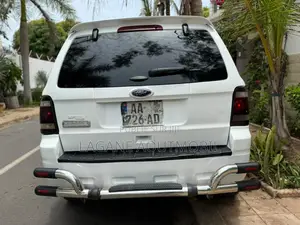 Ford Escape XLS Automatic 2012 Blanc