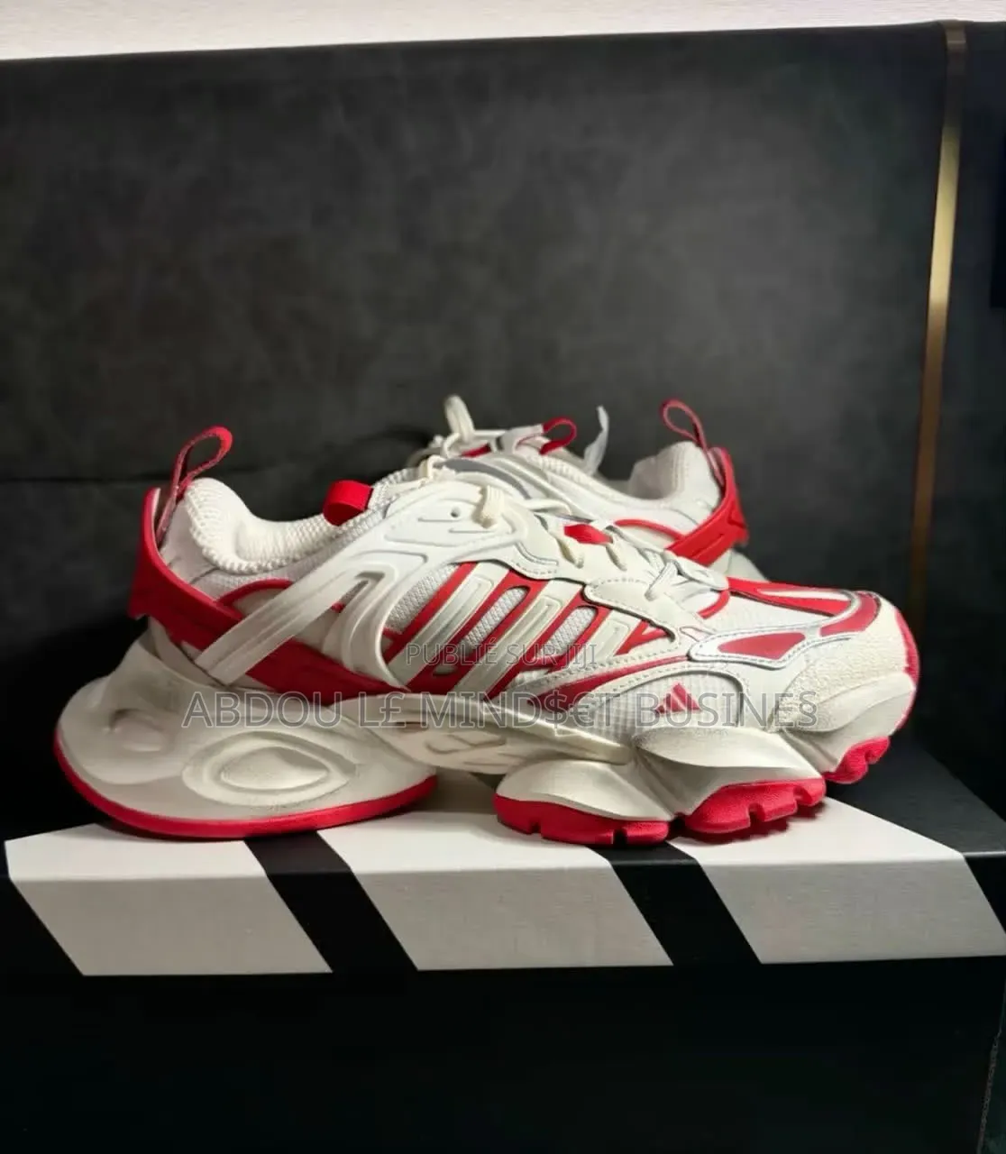 Adidas Adistar Rouge-Blanc Disponible