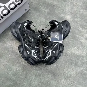 Adidas Adistar Full Black Disponible