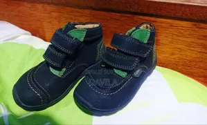 Articles Bébés Et Enfants (Chaussures, Jouets Enfants)