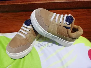 Articles Bébés Et Enfants (Chaussures, Jouets Enfants)