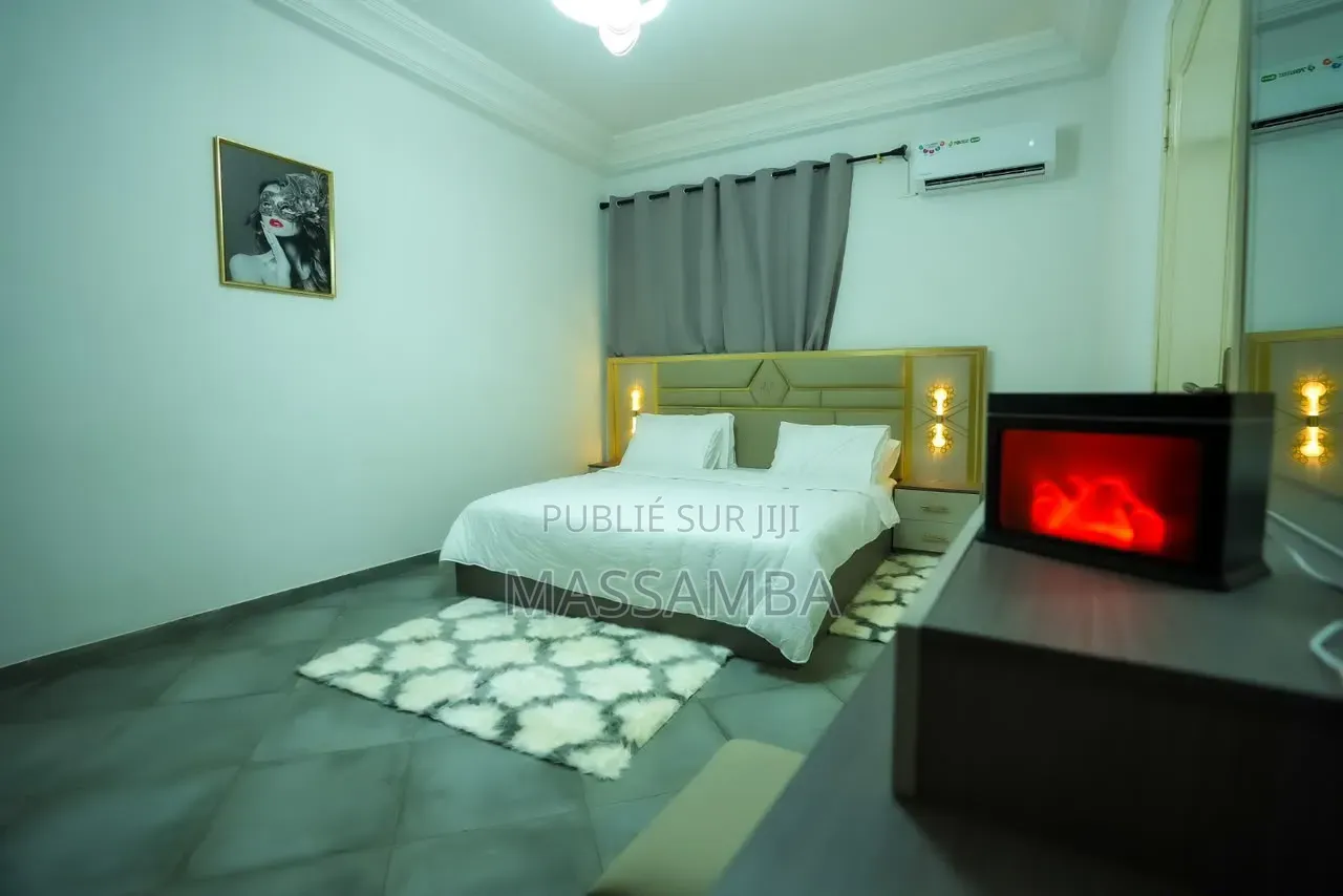 Meublé 2chbre Appartement dans Résidence Awa Seck, Yoff à Louer