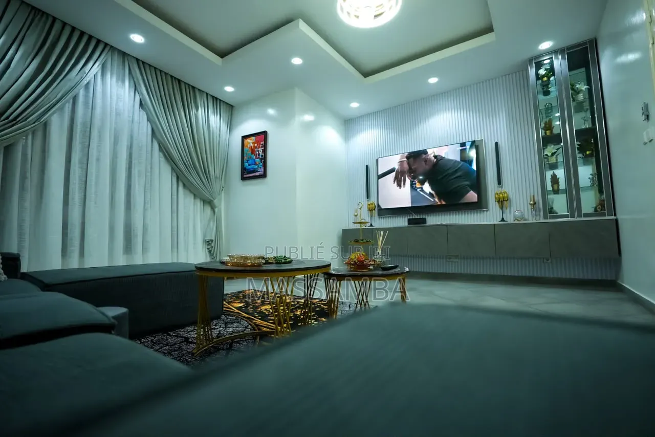 Meublé 2chbre Appartement dans Résidence Awa Seck, Yoff à Louer