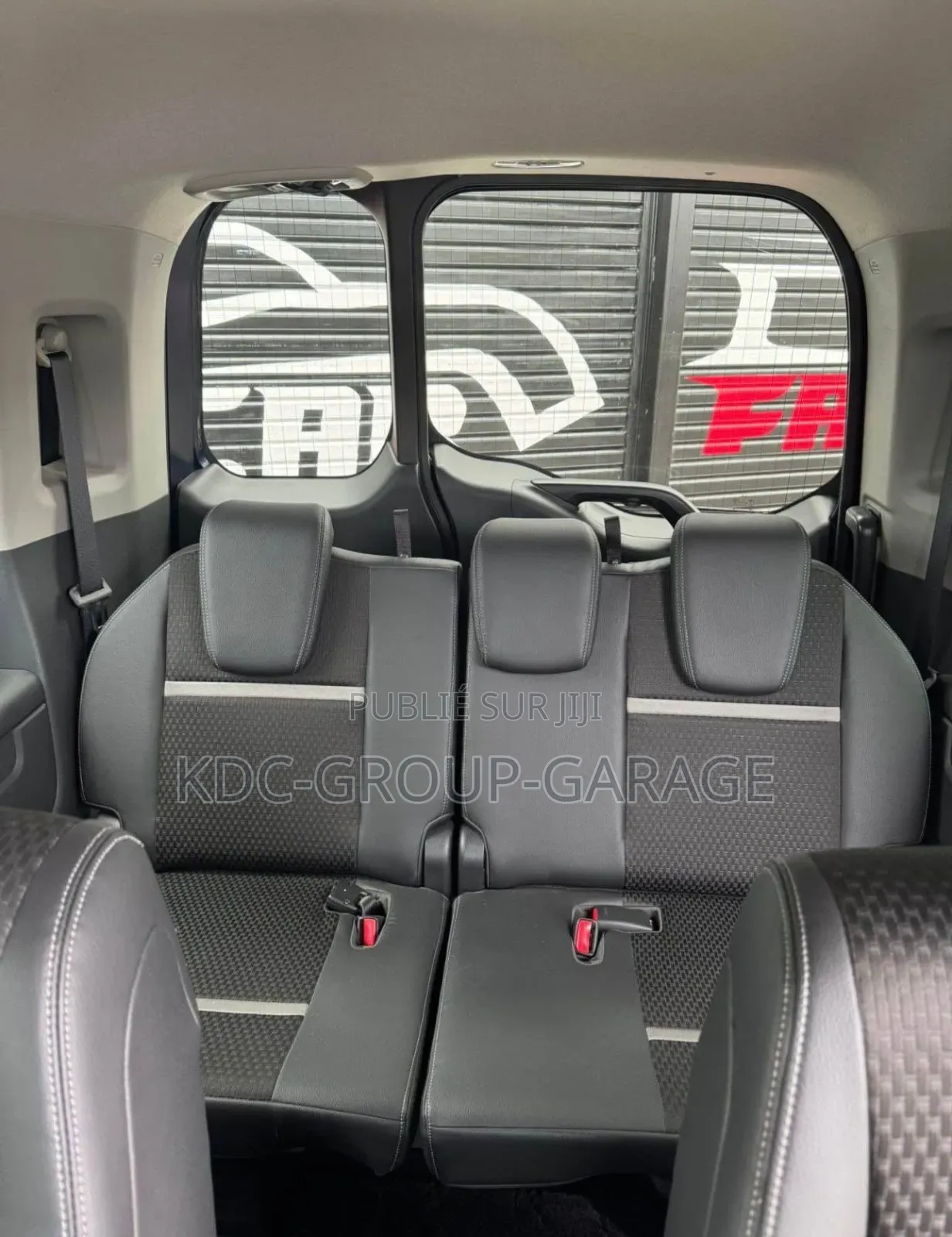 Honda Stepwgn 2019 Bleu