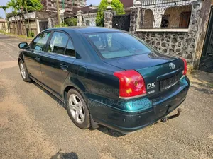 Toyota Avensis 1.8 C 2005 Vert