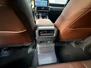 Toyota Land Cruiser Prado 2025 Autre