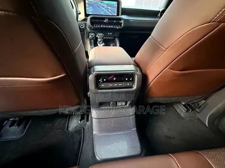 Toyota Land Cruiser Prado 2025 Autre