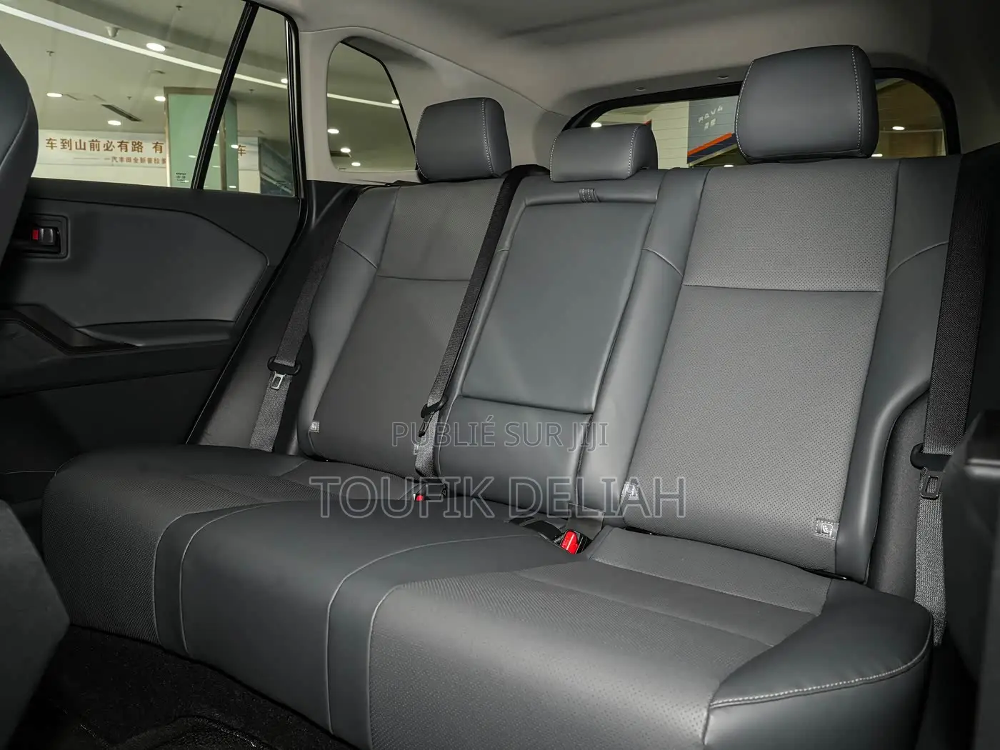 Nouveau Toyota RAV4 2026 Noir