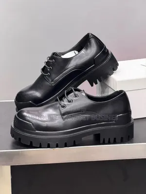 Chaussures De Ville Balenciaga Full Black Disponible