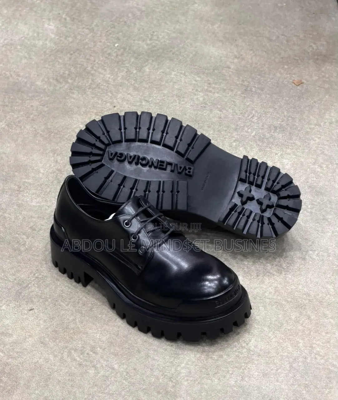 Chaussures De Ville Balenciaga Full Black Disponible