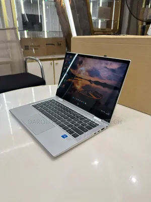 Nouveau HP EliteBook 830 G8 16GB Intel Core i5 SSD 512GB