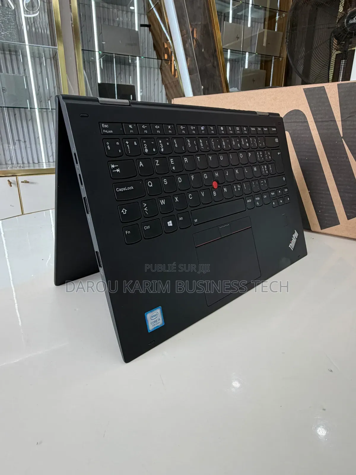 Nouveau Lenovo ThinkPad X1 Yoga 8GB Intel Core i5 SSD 256GB