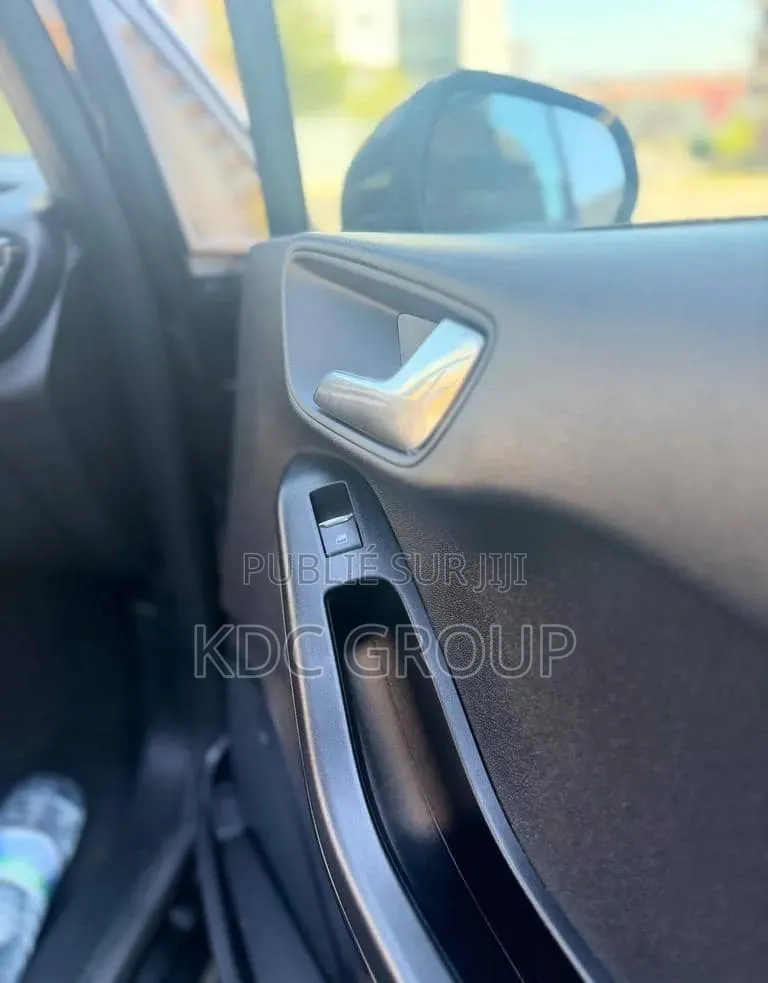 Ford Fiesta 2019 Noir