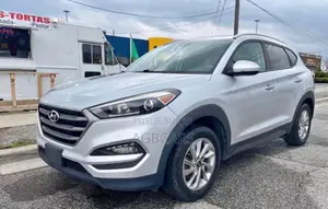 Hyundai Tucson SE AWD 2016 Gris