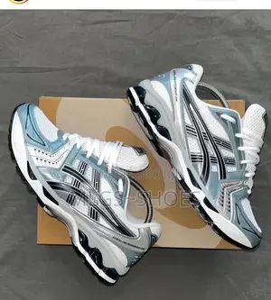 Asics Bleu