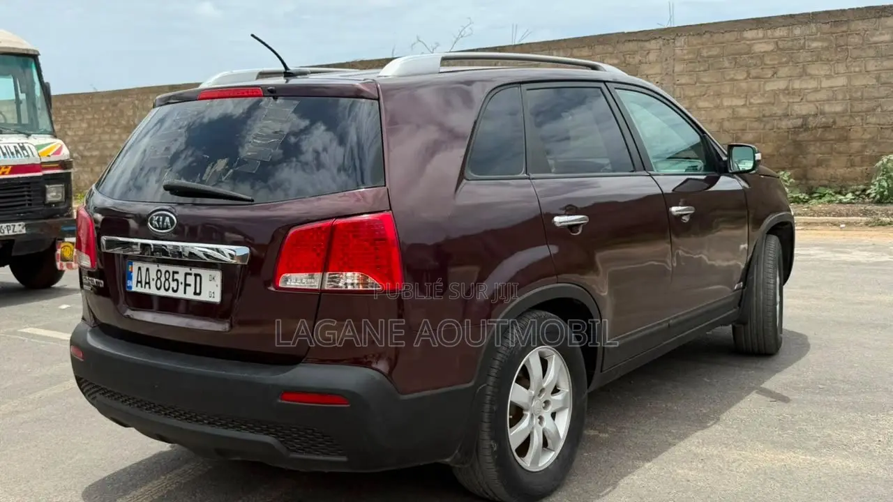 Kia Sorento LX 2013 Beige