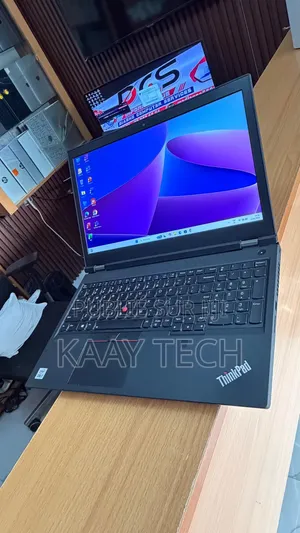 Ordinateur portable Lenovo ThinkPad P15s 32GB Intel Core i7 SSD 512GB