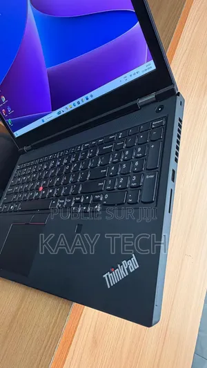 Ordinateur portable Lenovo ThinkPad P15s 32GB Intel Core i7 SSD 512GB