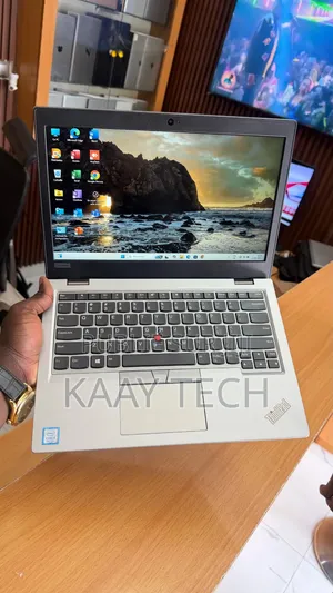 Ordinateur portable Lenovo ThinkPad L380 8GB Intel Core i5 SSD 256GB