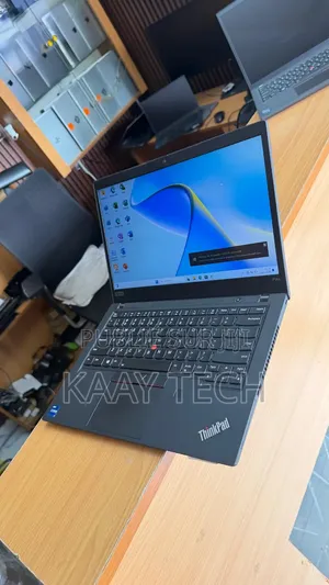 Nouveau Lenovo ThinkPad P14s 32GB Intel Core i7 SSD 512GB