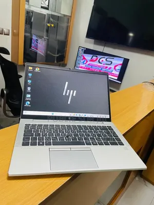 Nouveau HP EliteBook 845 G8 16GB AMD Ryzen SSD 256GB