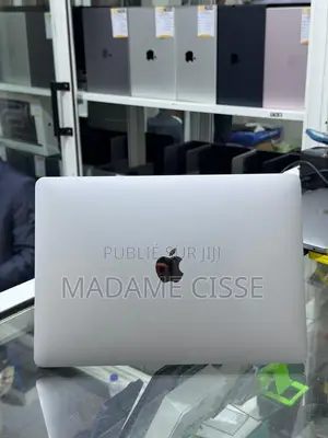 Nouveau Apple MacBook Air 2017 16GB Intel Core i5 SSD 256GB