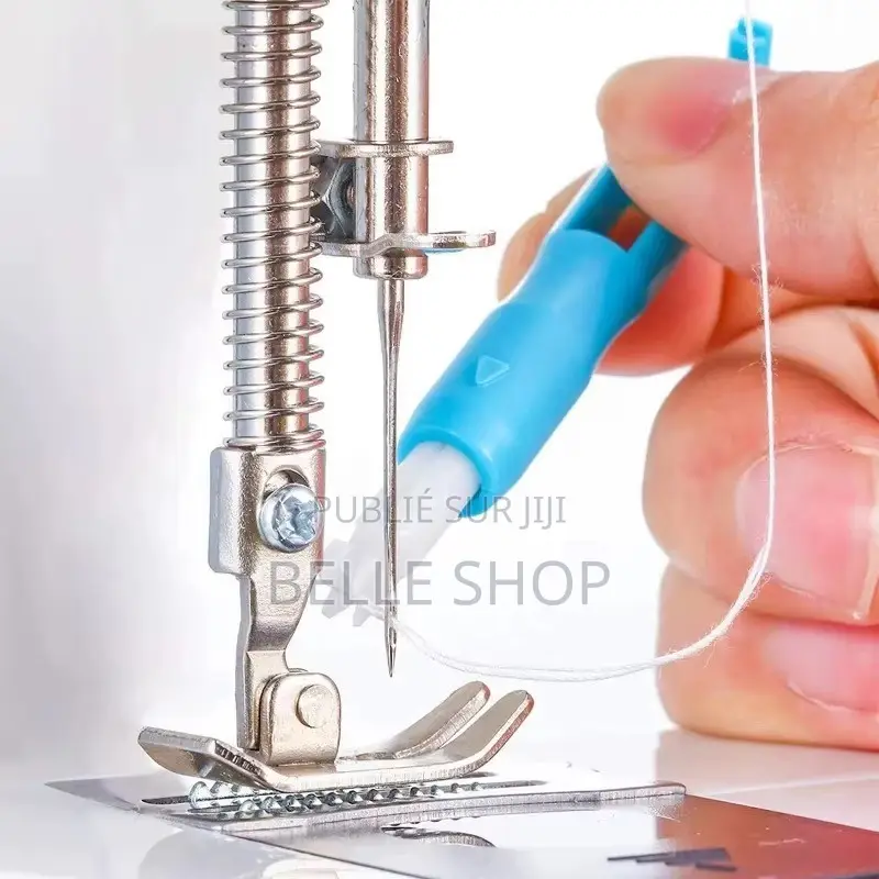 Enfil Aiguille Pour Couturière