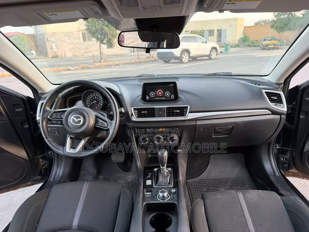 Mazda 3 2027 Bleu