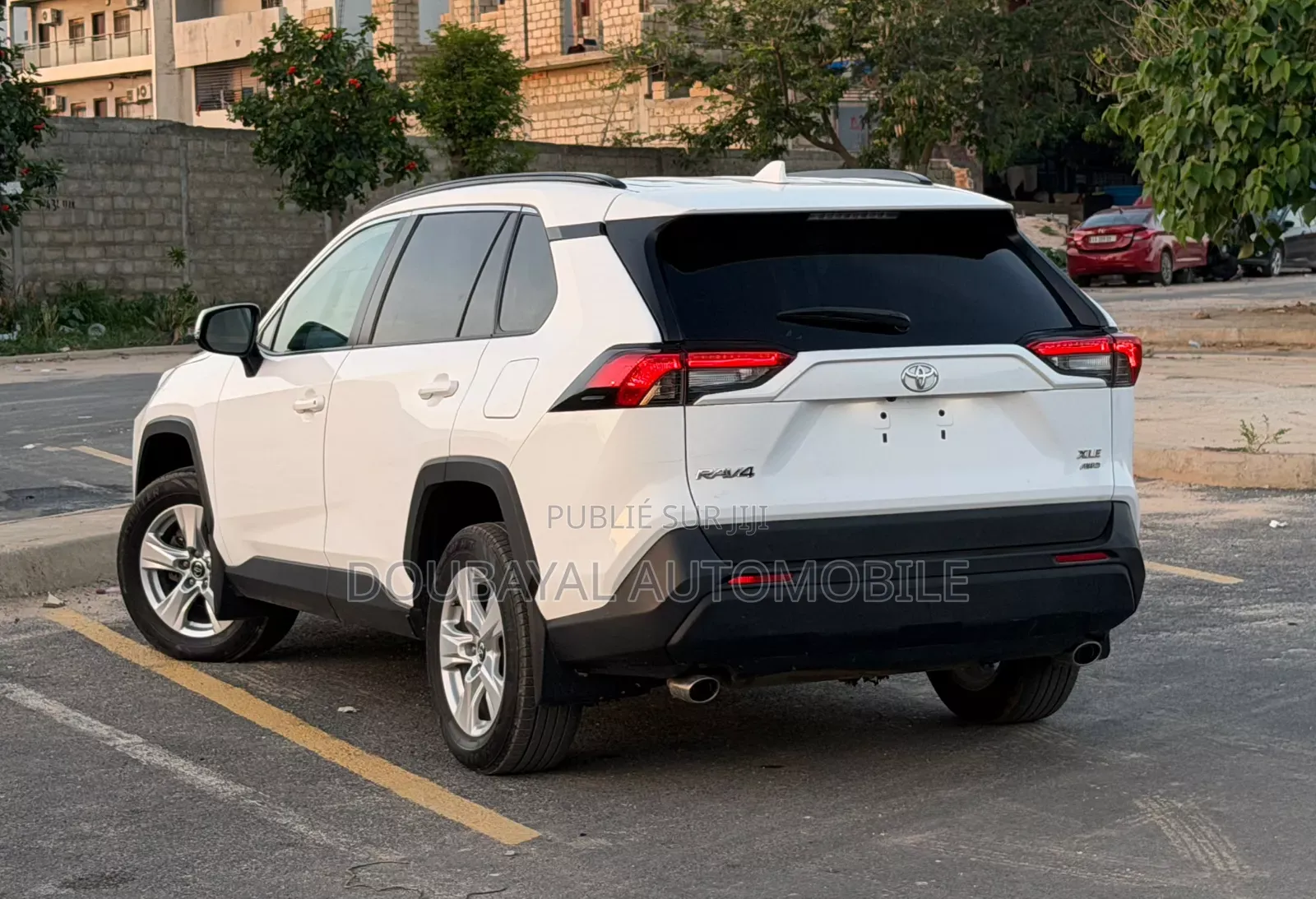 Toyota RAV4 2019 Blanc