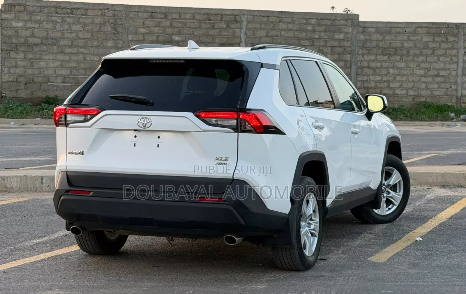 Toyota RAV4 2019 Blanc