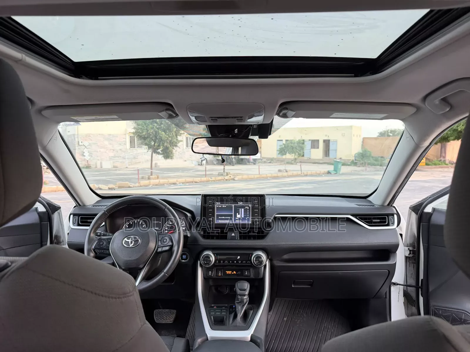 Toyota RAV4 2019 Blanc