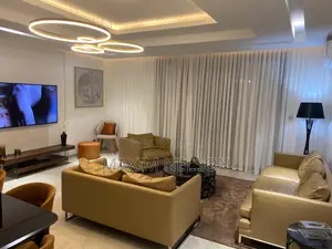 Meublé 3chbre Appartement dans Dakar Plateau à Louer