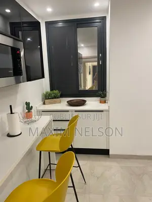 Meublé 3chbre Appartement dans Dakar Plateau à Louer