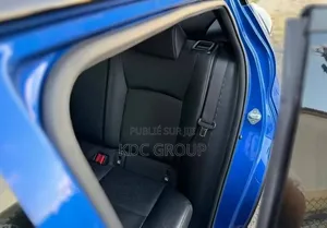Toyota C-HR 2020 Bleu