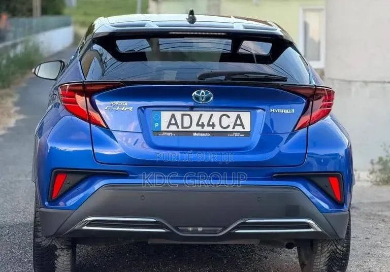 Toyota C-HR 2020 Bleu