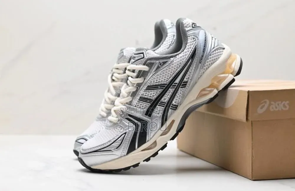 ASICS Kayano 14 Disponible