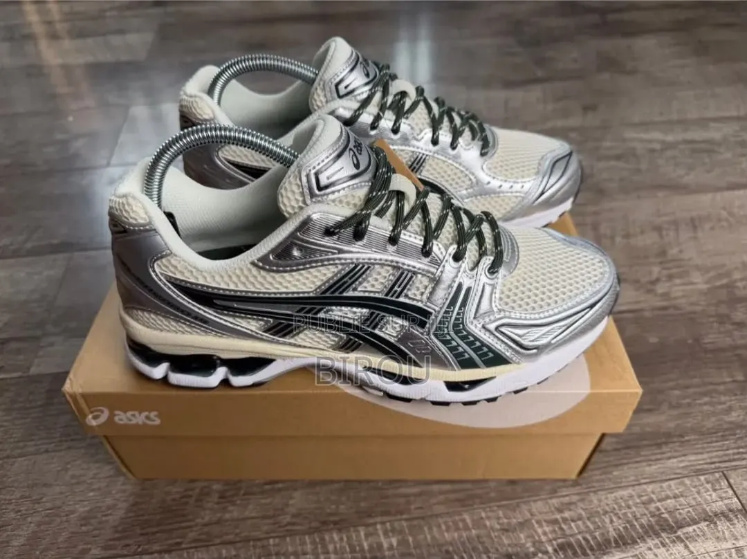 ASICS Kayano 14 Disponible