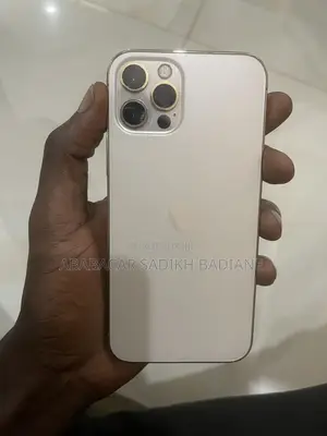 Apple iPhone 12 128 GB Doré