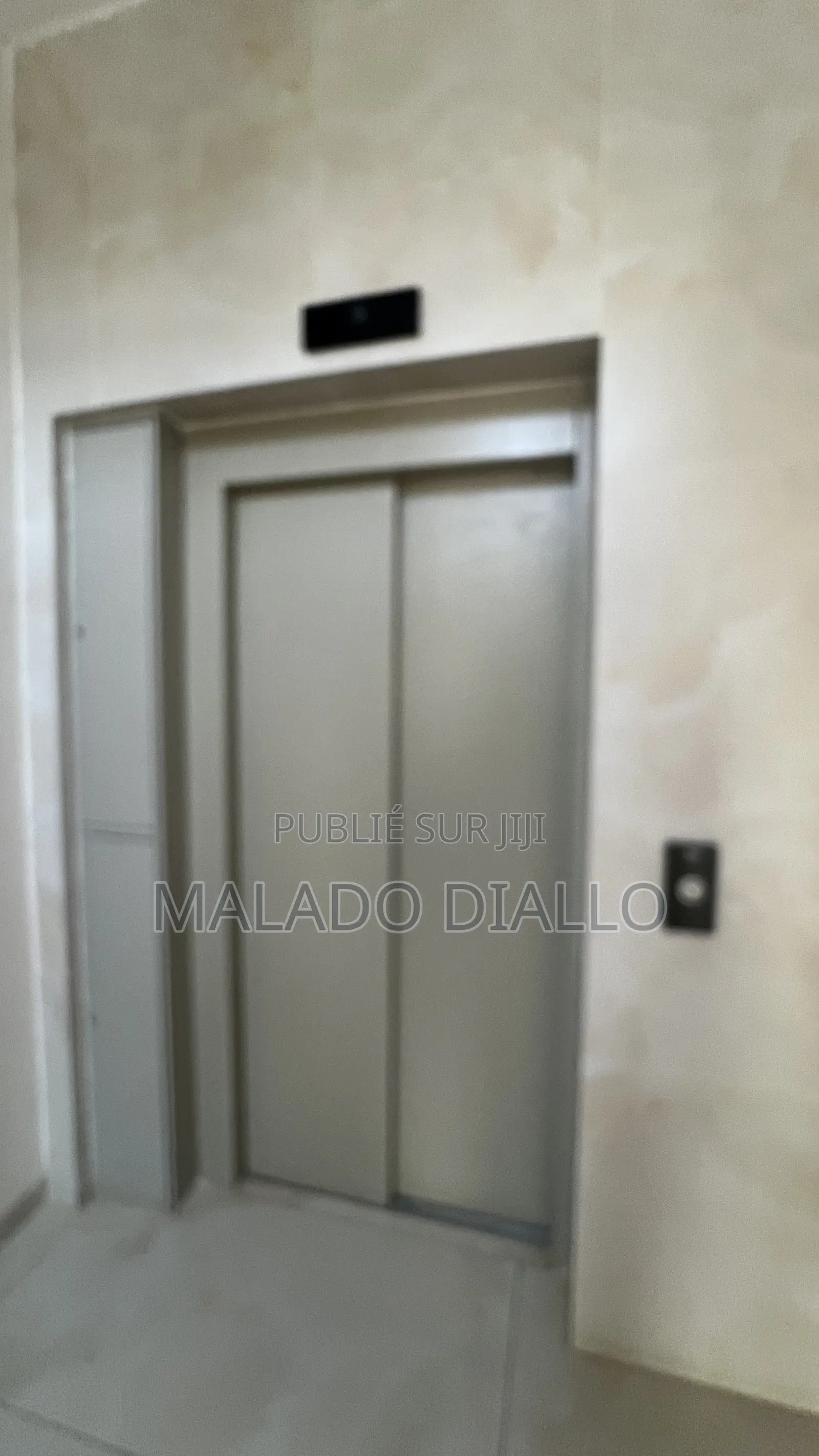 3chbre Appartement dans Buildings Africa, Ouakam à Louer