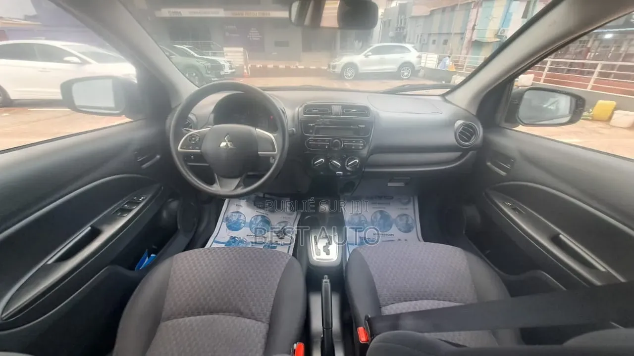 Mitsubishi Mirage 2016 Gris
