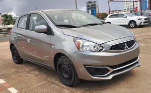 Mitsubishi Mirage 2016 Gris