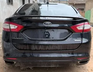 Ford Fusion 2016 Noir