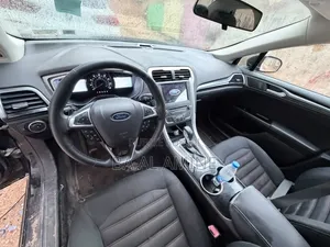 Ford Fusion 2016 Noir